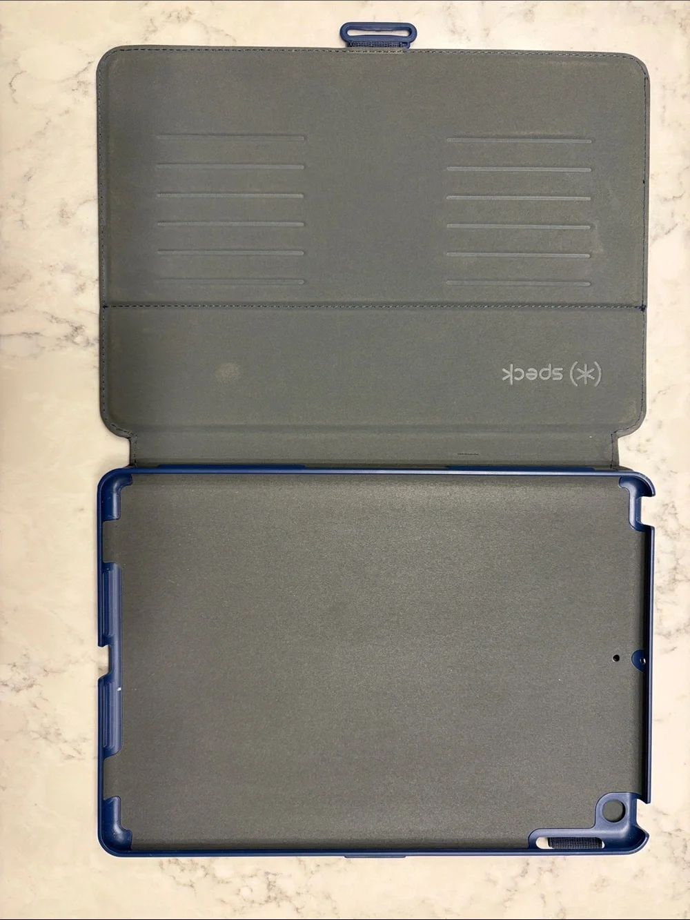 speck durable folio